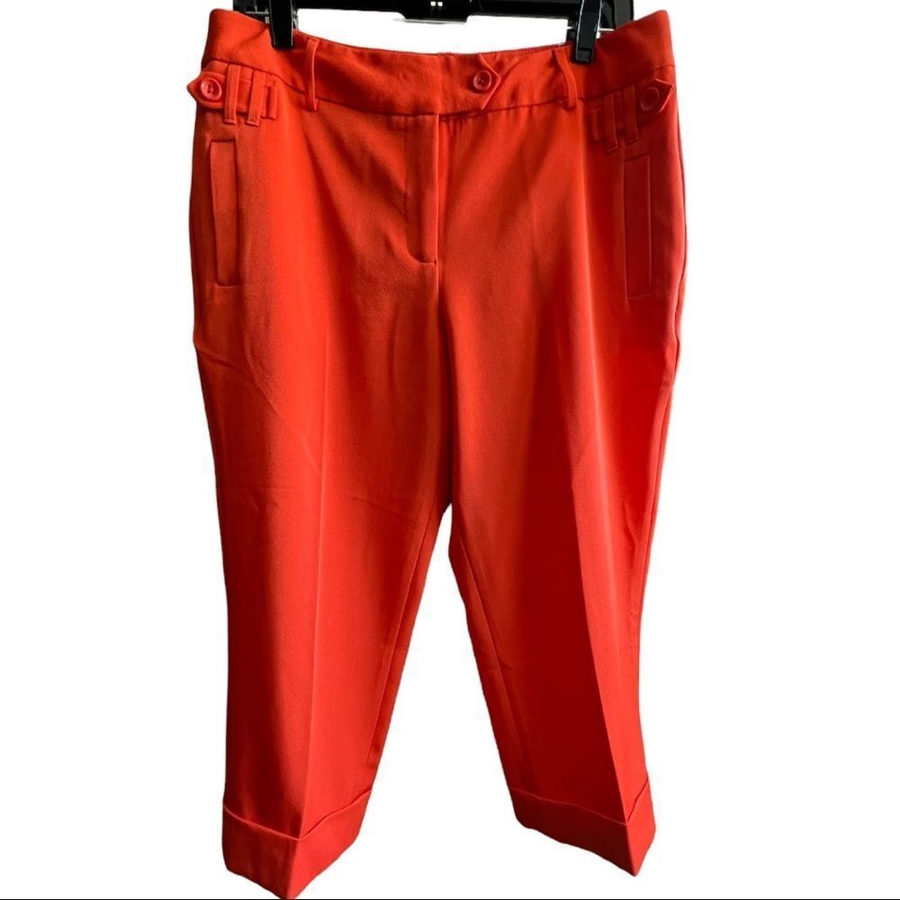 😊 3/$30 
CATO Capris Sz 10 Deep Orange, poly & spandex (lil stretch) EUC